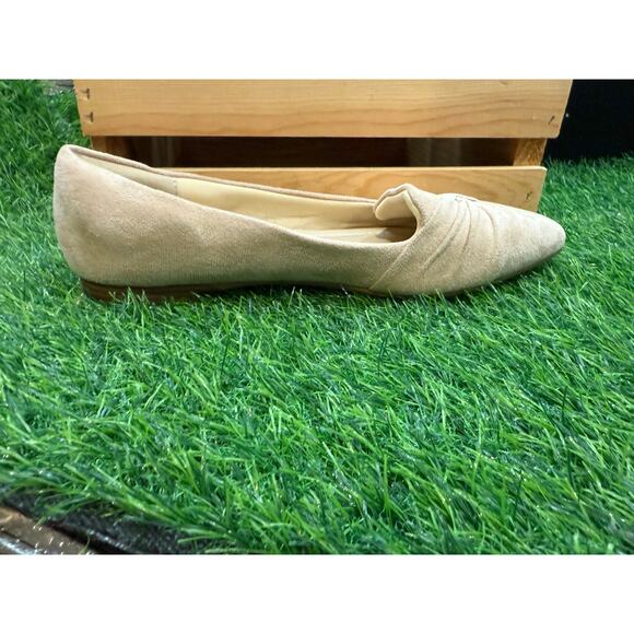 Musshoe - Beige- Pointed Flats - Size 9W - Picture 3 of 10